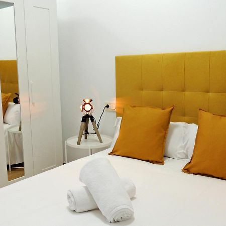 Casa Aurea-Apartamento Zona Antigua,Parking Y Wifi By Delabra Apartments Oviedo Luaran gambar
