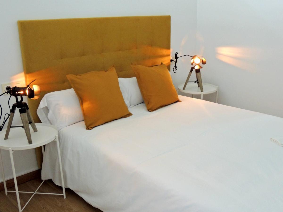 Casa Aurea-Apartamento Zona Antigua,Parking Y Wifi By Delabra Apartments Oviedo Luaran gambar